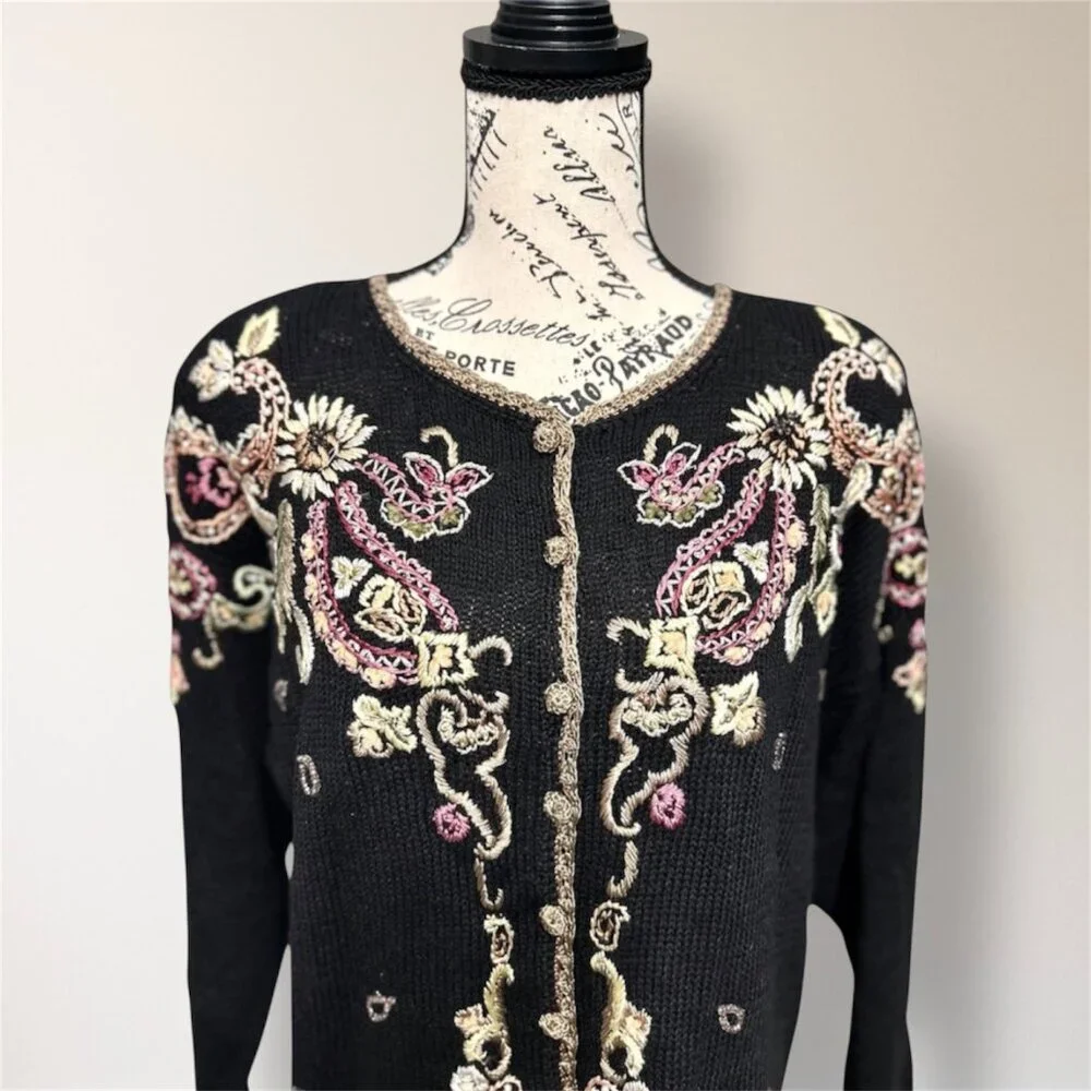 Heirloom Collectibles L Black Floral Embroidered Cardigan Boho Cottage Y2K NWT - Picture 5 of 7